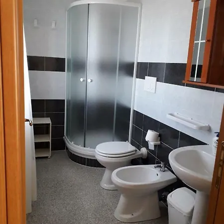 Lucia Nocleg ze śniadaniem 3*