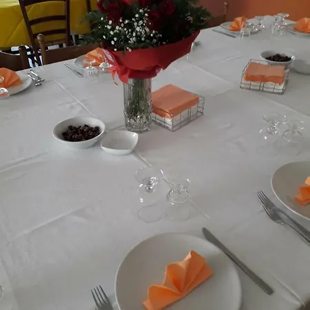 Lucia 3* Noci