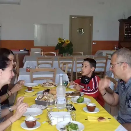 Lucia Frühstückspension